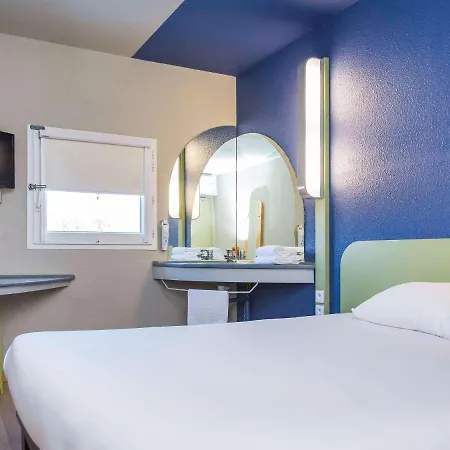 Ibis Budget Sisteron Exterior photo